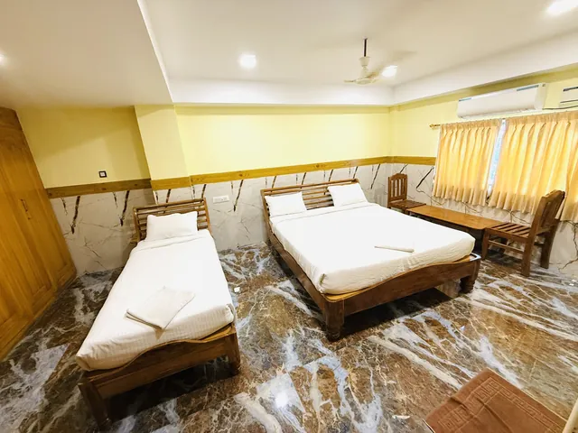 Triple Cot A/C Family Rooms